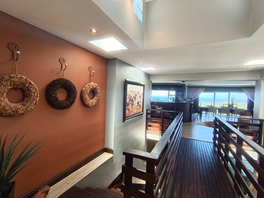 6 Bedroom Property for Sale in Moquini Coastal Estate Western Cape